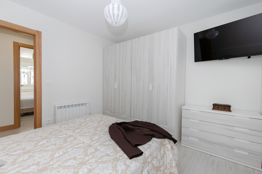 Reforma de vivienda en irun, pasillo