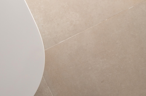 detalle reforma del suelo de baño en irun